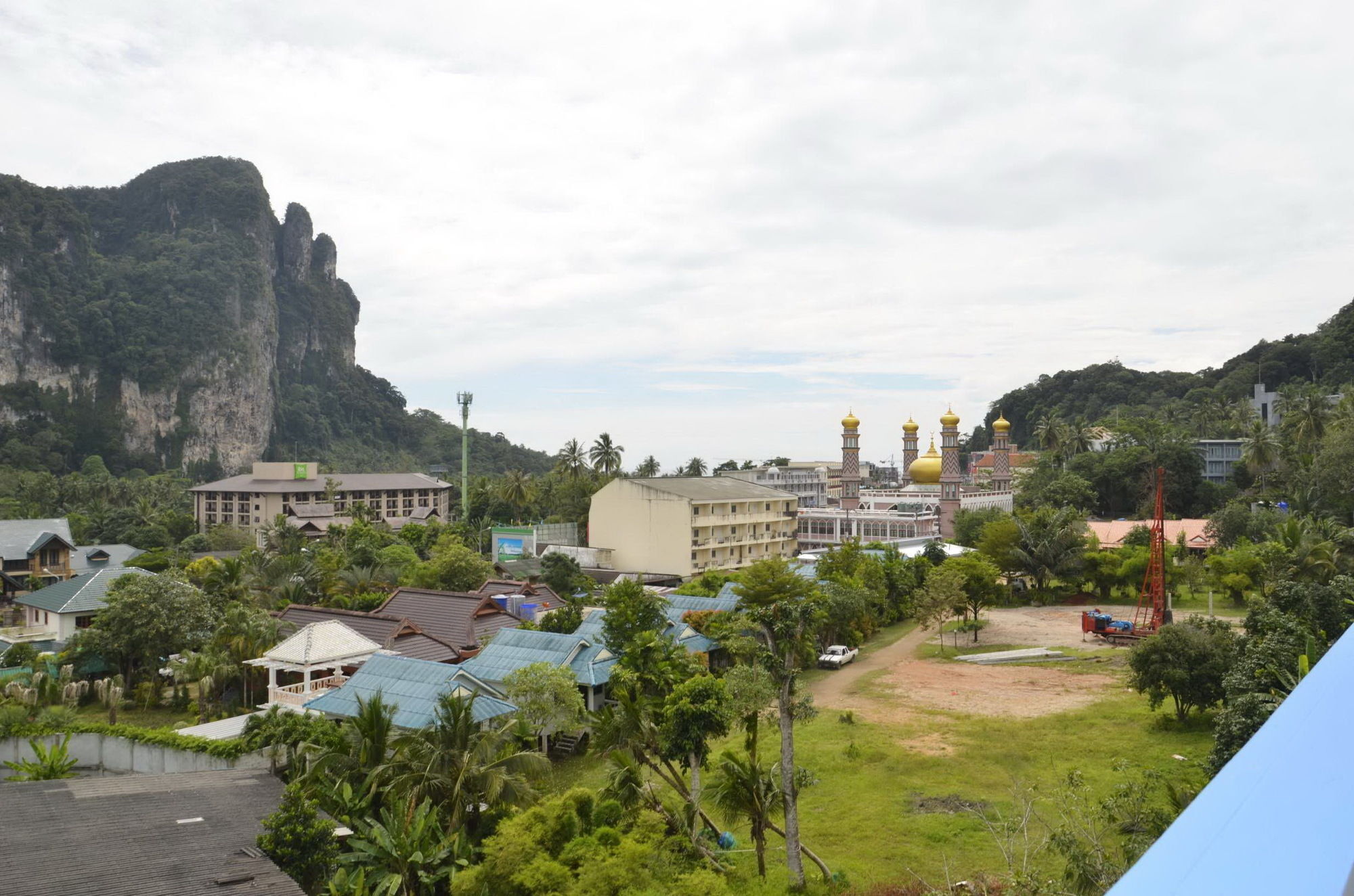 The Ri Hotel Ao Nang Exterior foto